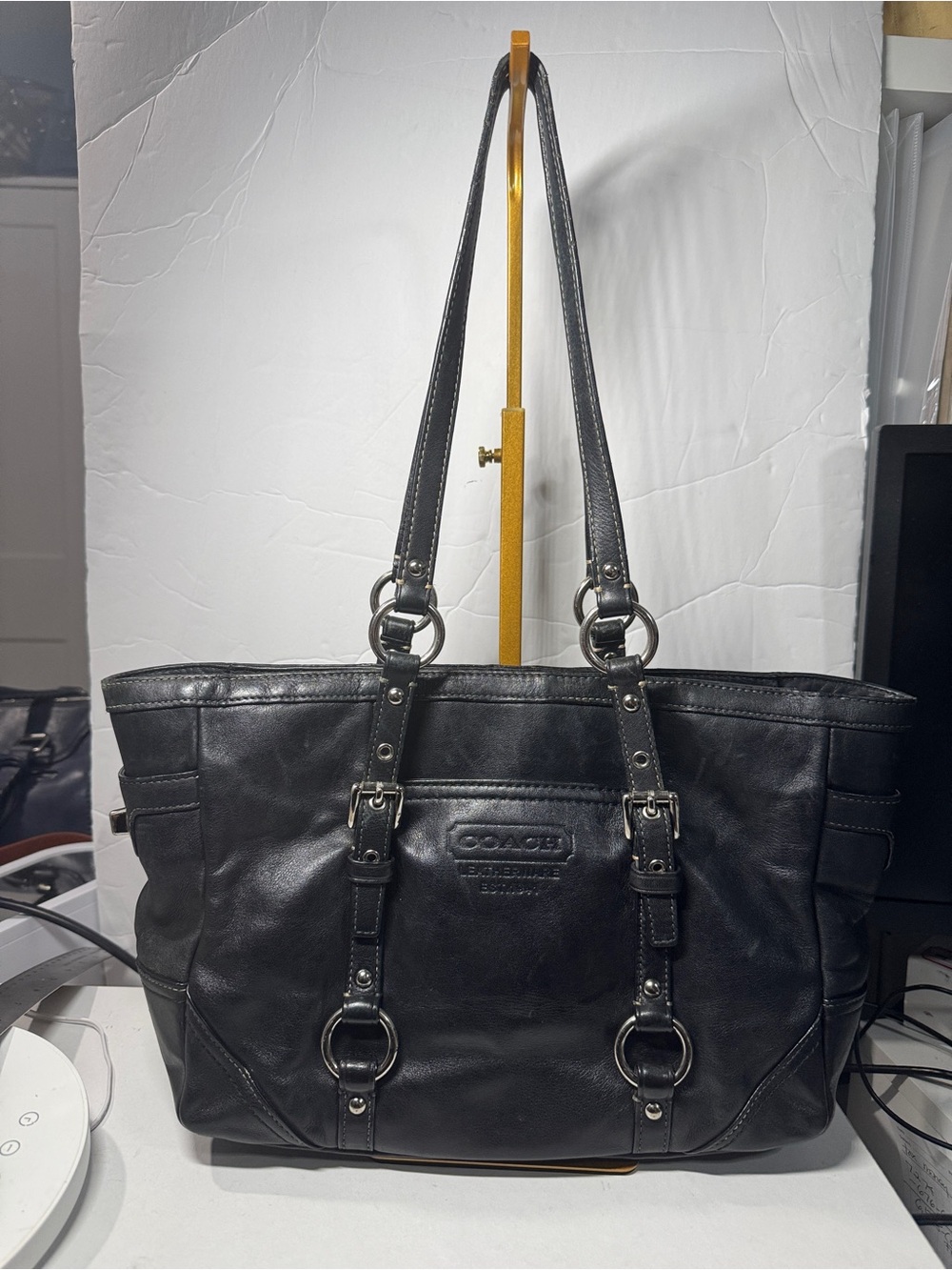 Coach Black Leather Shoulder Bag Silver Gallery East West turn lock 12343